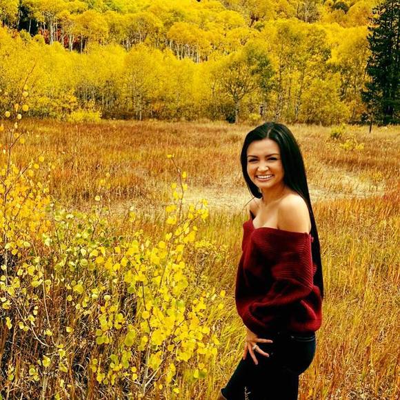 Meet your Posher, Danielle - Picture 1 of 1